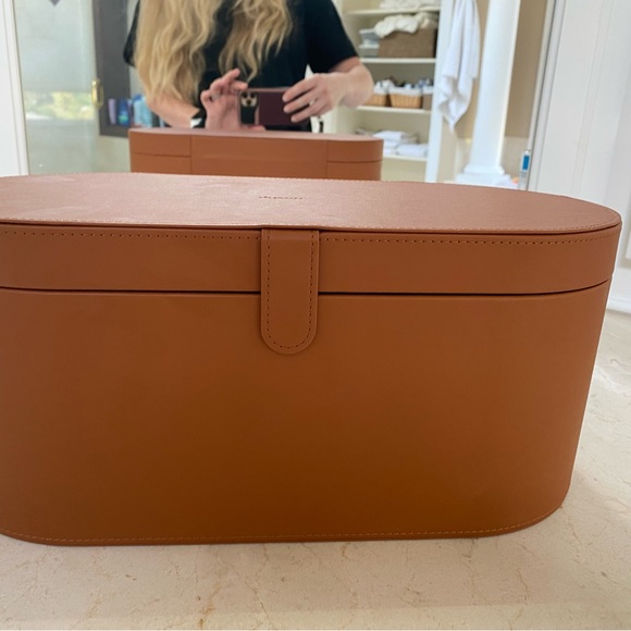 Dyson airwrap complete set with case-like new - Picture 5 of 6